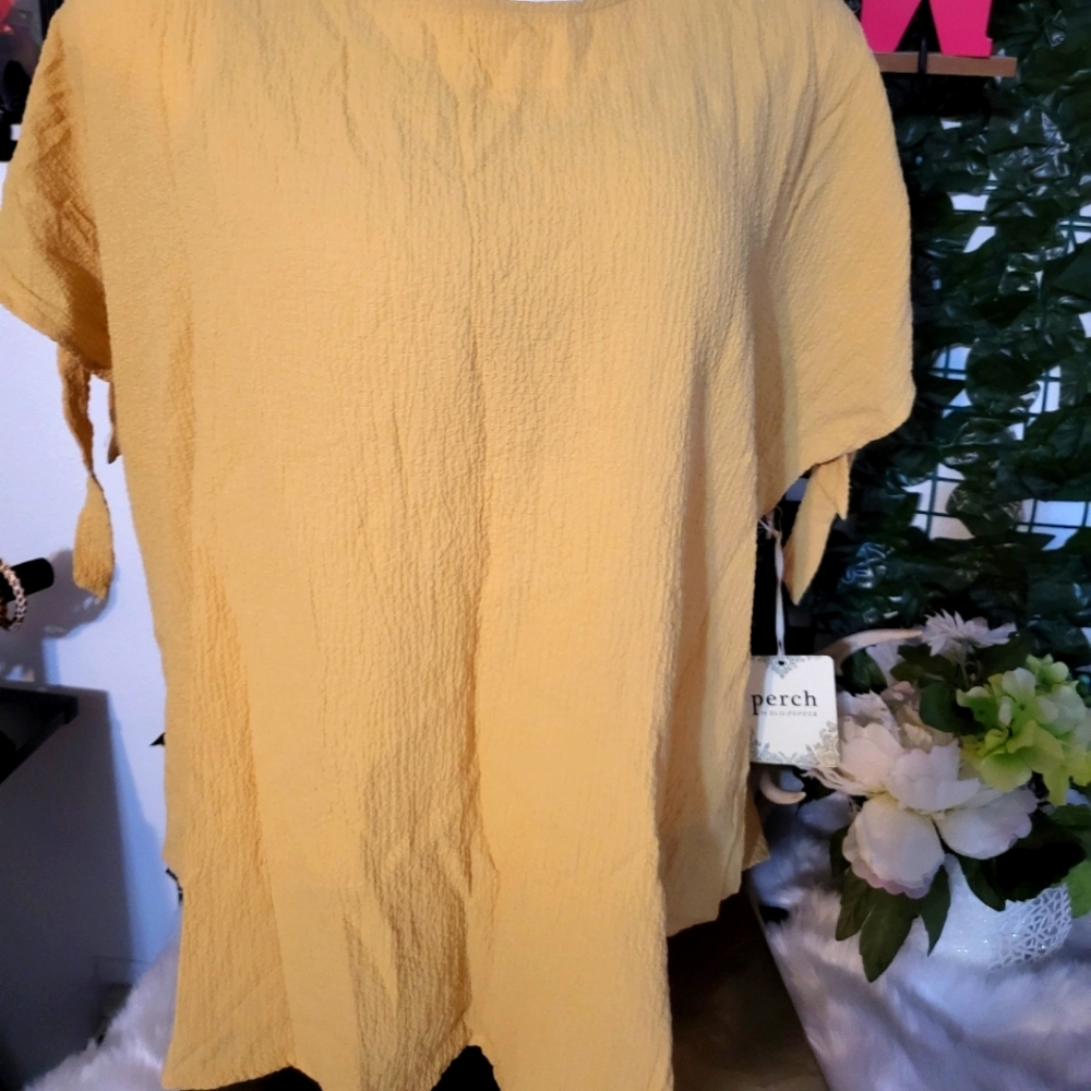 CURVY Short Sleeve crinkled tip with arm ties